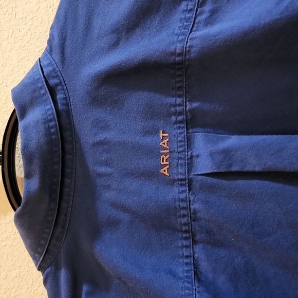 ARIAT button down shirt - Picture 7 of 7